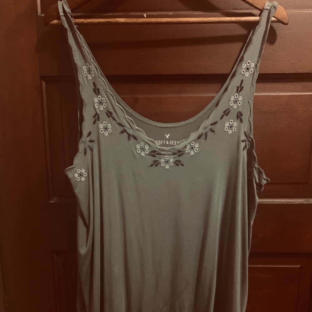 Super soft cropped tank ☕️